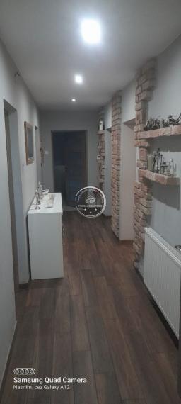 NA PREDAJ: rodinný dom na veľkom pozemku v Veľkých Kršteňanoch