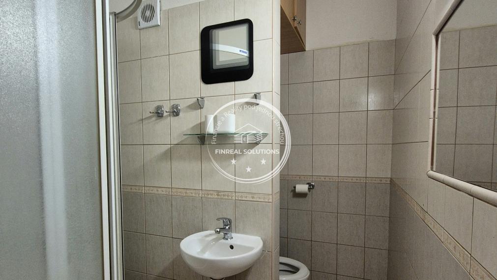 NA PRENÁJOM 1 - IZBOVÝ BYT V DUBNICI NAD VÁHOM