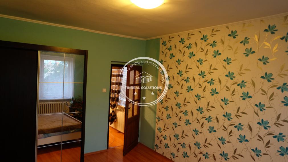 Priestranný 6-izbový rodinný dom