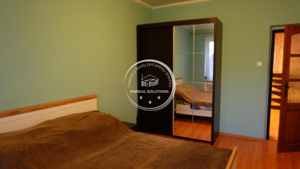 Priestranný 6-izbový rodinný dom