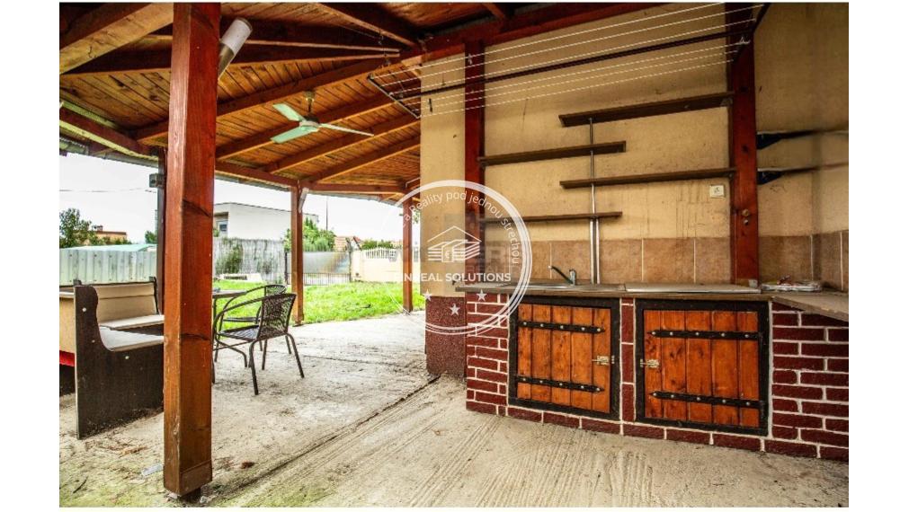 Priestranný 6-izbový rodinný dom