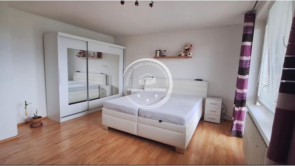 Priestranný 6-izbový rodinný dom