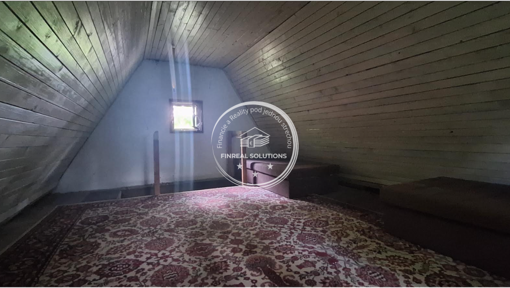 Krásna vinica a ovocný sad v Hrkovciach