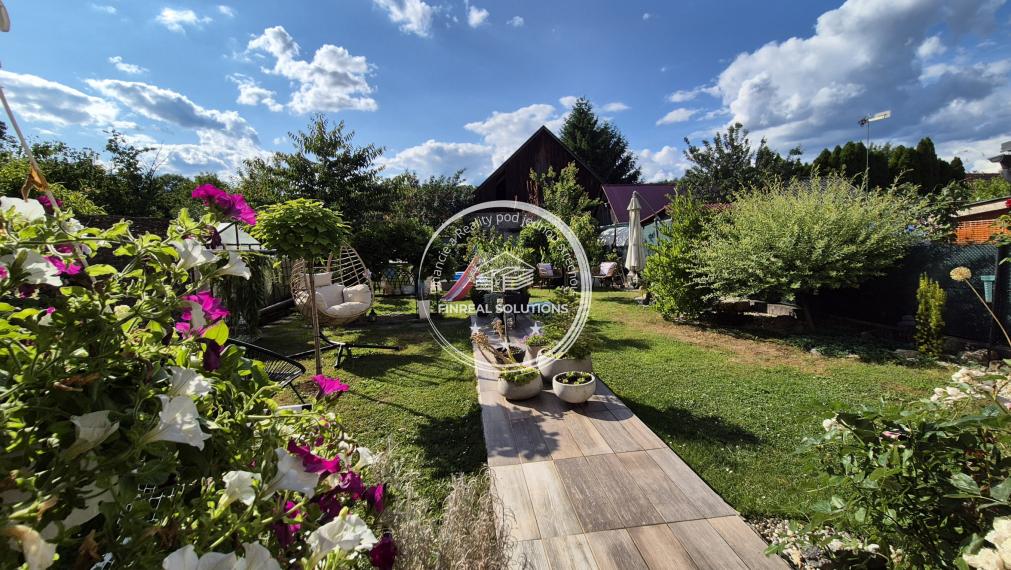 EXKLUZÍVNY RODINNÝ DOM V PRUSKOM !!!