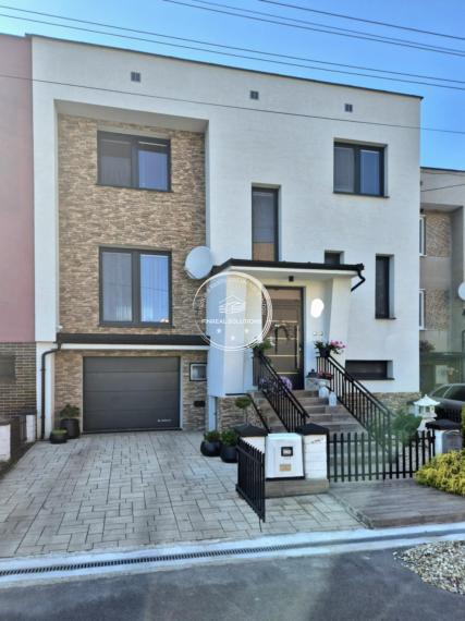 EXKLUZÍVNY RODINNÝ DOM V PRUSKOM !!!