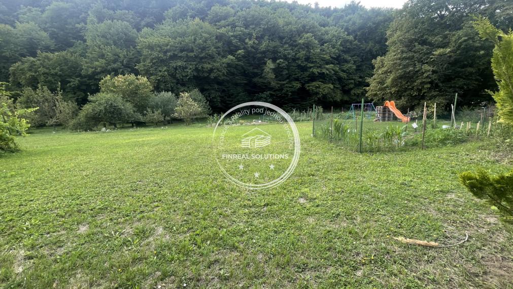 Na predaj stavebný pozemok v Obci Melčice-Lieskové časť Dolina