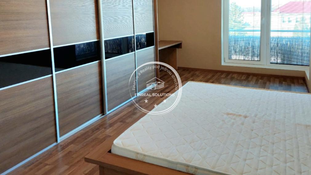 NA PRENÁJOM 2-IZBOVÝ BYT V CENTRE DUBNICE NAD VÁHOM