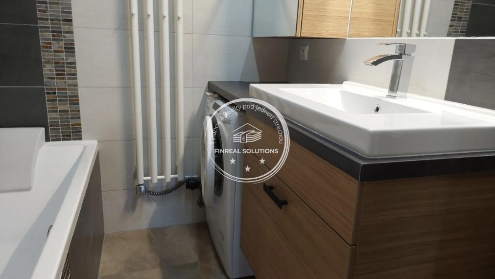 NA PRENÁJOM 2-IZBOVÝ BYT V CENTRE DUBNICE NAD VÁHOM