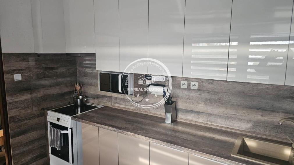 Predám 5 izb. rodinný dom Pruské