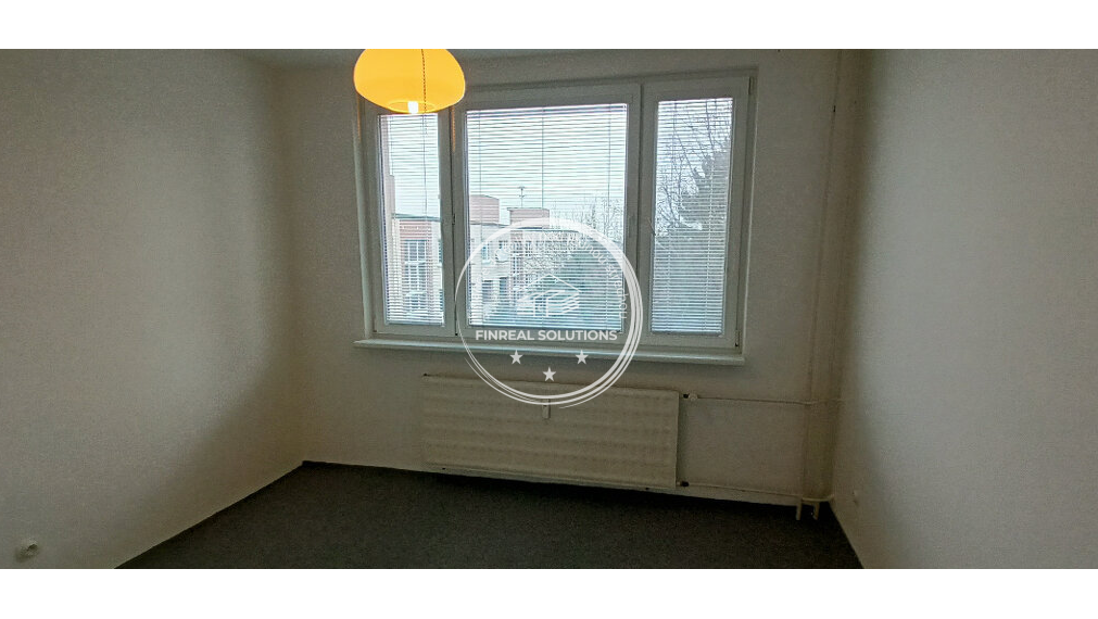 Predám priestranný 3 izbový byt v obľúbenej lokalite Centrum II., Dubnica nad Váhom