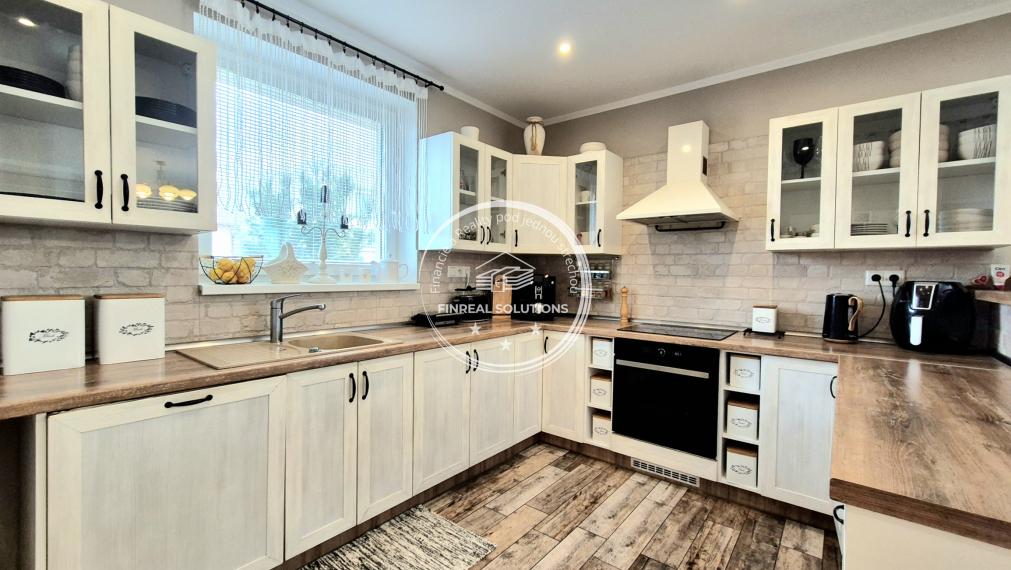 NA PREDAJ BUNGALOV - KOŠECA