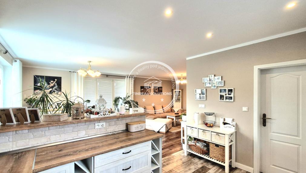 NA PREDAJ BUNGALOV - KOŠECA