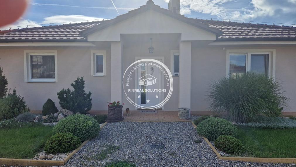 NA PREDAJ BUNGALOV - KOŠECA