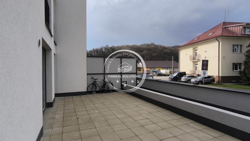 Priestranný 3i byt s veľkorysou terasou 30 m² v novostavbe