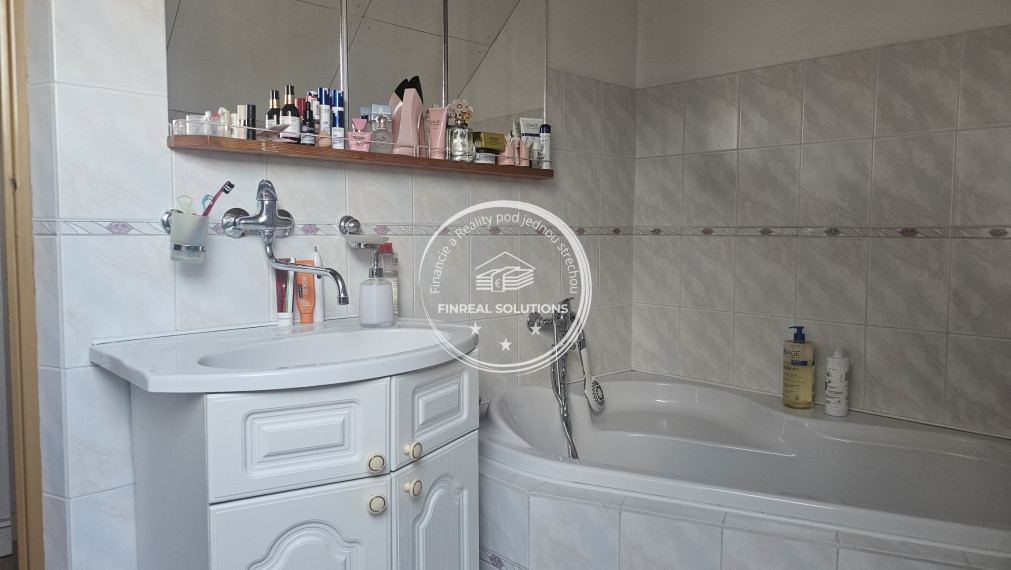 Rodinný dom vhodný aj ako 2 samostatné byty – Domaniža