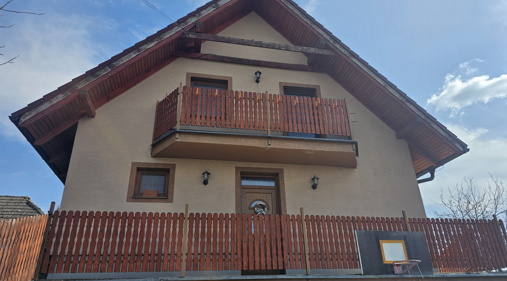 Na predaj nádherný 6-izbový rodinný dom s veľkým pozemkom