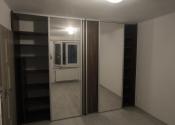 Zrekonštruovaný 3i tehlový byt s vlastným kúrením - fotografia 9