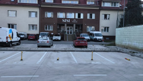 Vonkajšie parkovacie státie 3x - fotografia 3