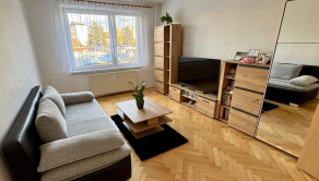 Ponúkame na predaj útulný 2-izbový byt s dvomi balkónmi - fotografia 6