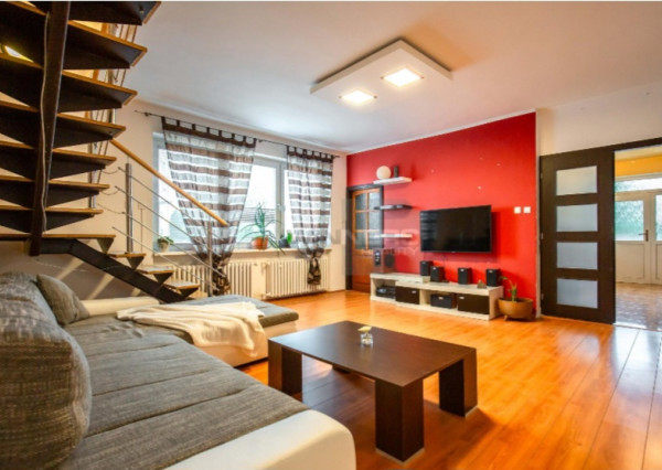 Priestranný 6-izbový rodinný dom