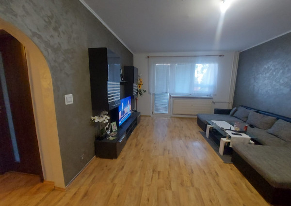 NOVÉ - NA DLHODOBÝ PRENÁJOM 2-ZBOVVÝ BYT - DUBNICA NAD VÁHOM