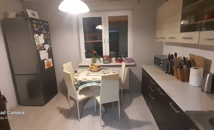 NA PREDAJ: rodinný dom na veľkom pozemku v Veľkých Kršteňanoch - fotografia 9
