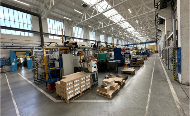 Výrobná hala o rozlohe 5 000m2 v Nitre - fotografia 4