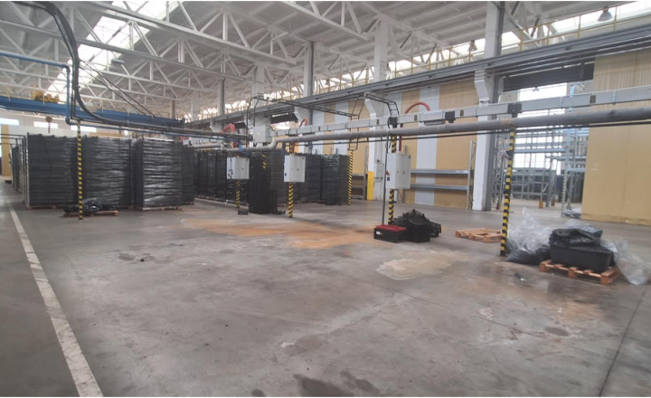 Výrobná hala o rozlohe 5 000m2 v Nitre - fotografia 3