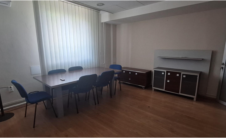 Výrobná hala o rozlohe 5 000m2 v Nitre - fotografia 20