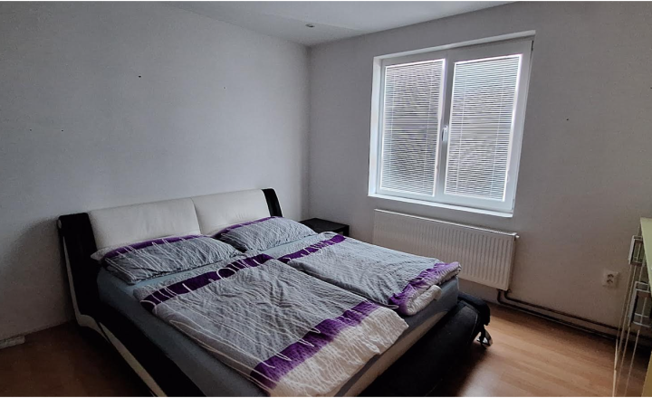 Priestranná hala s administratívnou a bytovou časťou o rozlohe 24 000m2 - fotografia 10